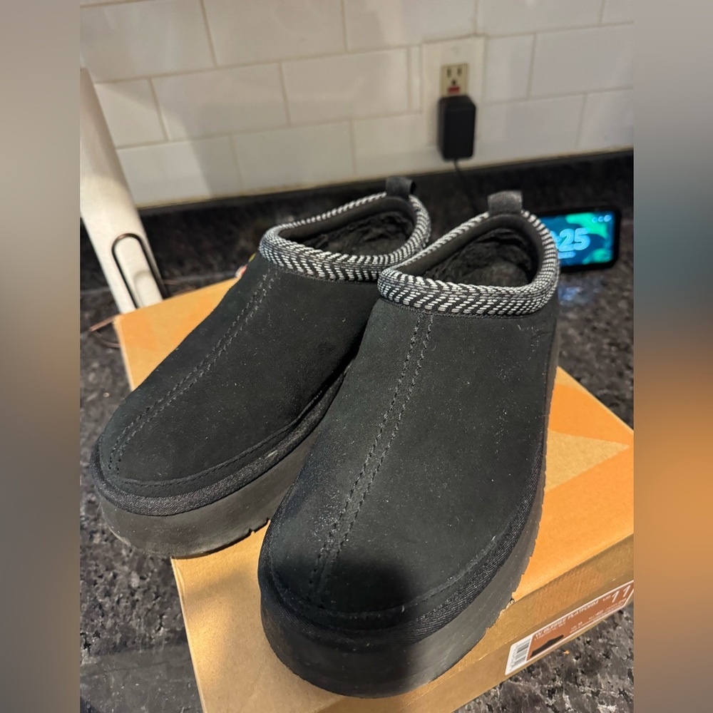 Koolaburra Black Platform Shoes